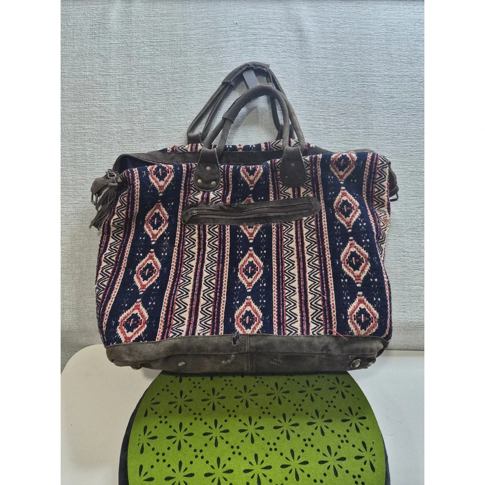 LoveStitch Bohemian Tote Bag Womens Multicolor Aztec Lined Shoulder Strap